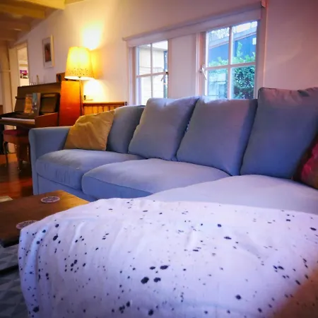 Cosy In The Woods - With Whirlpool, Piano & Fireplace Chalet *