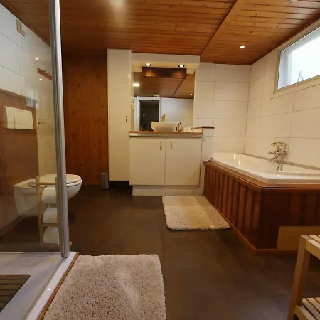 Chalet Cosy In The Woods - With Whirlpool, Piano & Fireplace Diessen