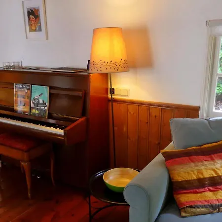 Chalet Cosy In The Woods - With Whirlpool, Piano & Fireplace *